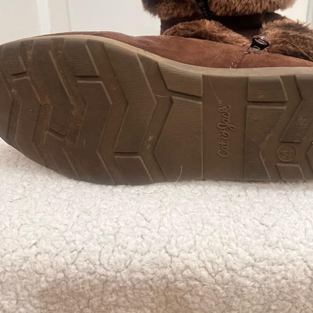 Cat & Jack Brown Fur-Trimmed Winter Boots - Picture 4 of 5
